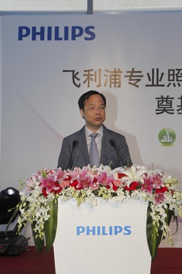 成都市市長助理，高新區管委會主任韓春林致辭